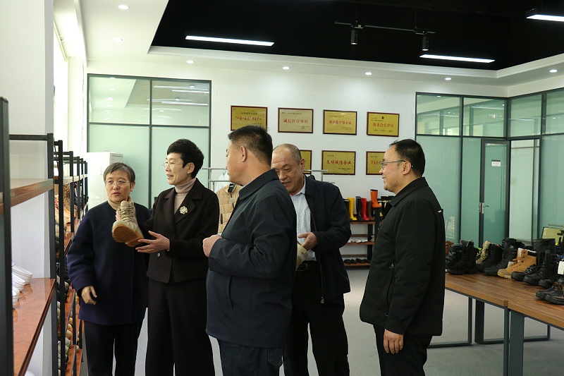 资讯|沂南县人民法院院长尹慧 一行莅临门徒娱乐调研指