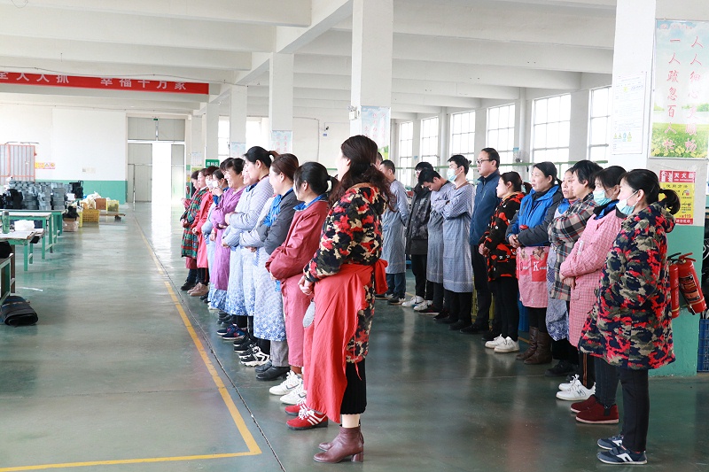 广东门徒娱乐进行爱心募捐活动